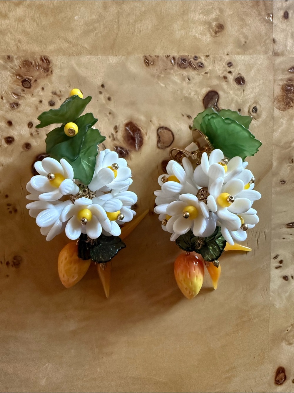 Zara White Daisy Cluster Clip-On Earrings with Green Leaves and Yellow Accents